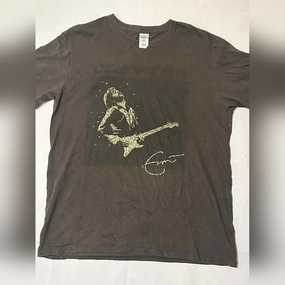 Eric Clapton 2013 Tour T-Shirt 50 Years “Further On Up the Road” Sz L P2P 22-24 - Picture 1 of 3